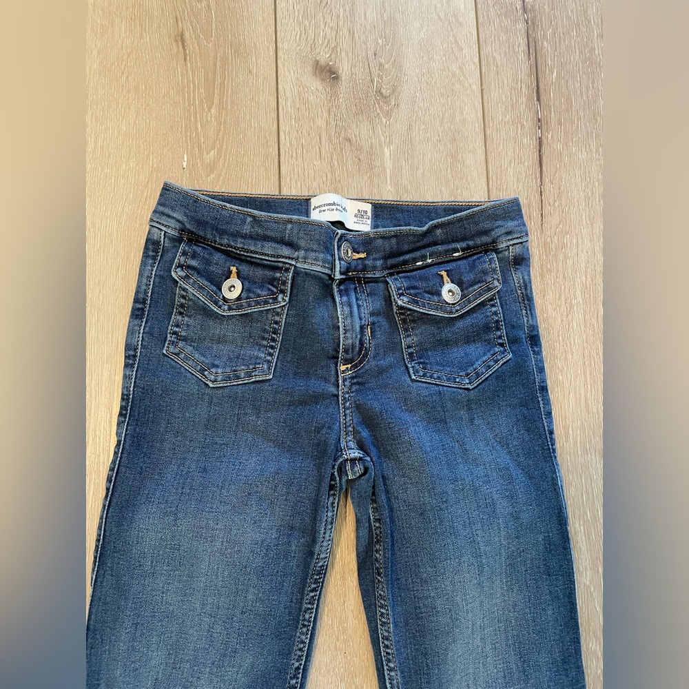 Abercrombie Kids Low Rise Bootcut‎ Flare Jeans Girls 9/10 Reg Blue Denim Stretch - Picture 3 of 5
